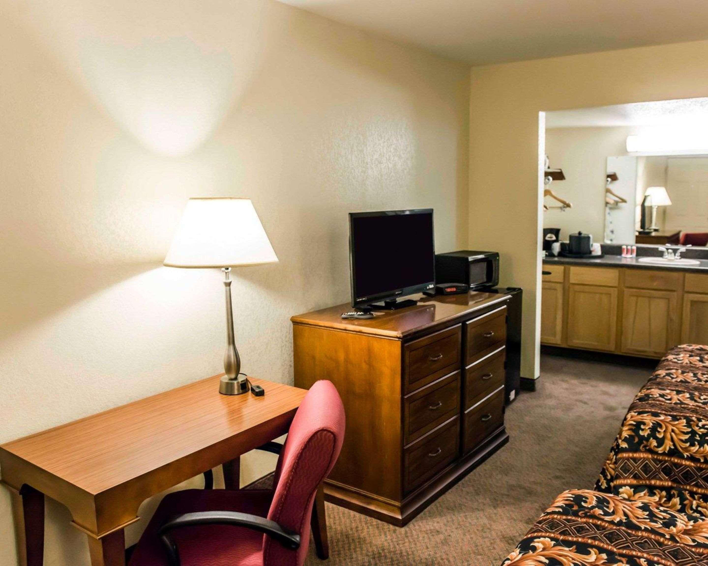 Econo Lodge Perry Extérieur photo