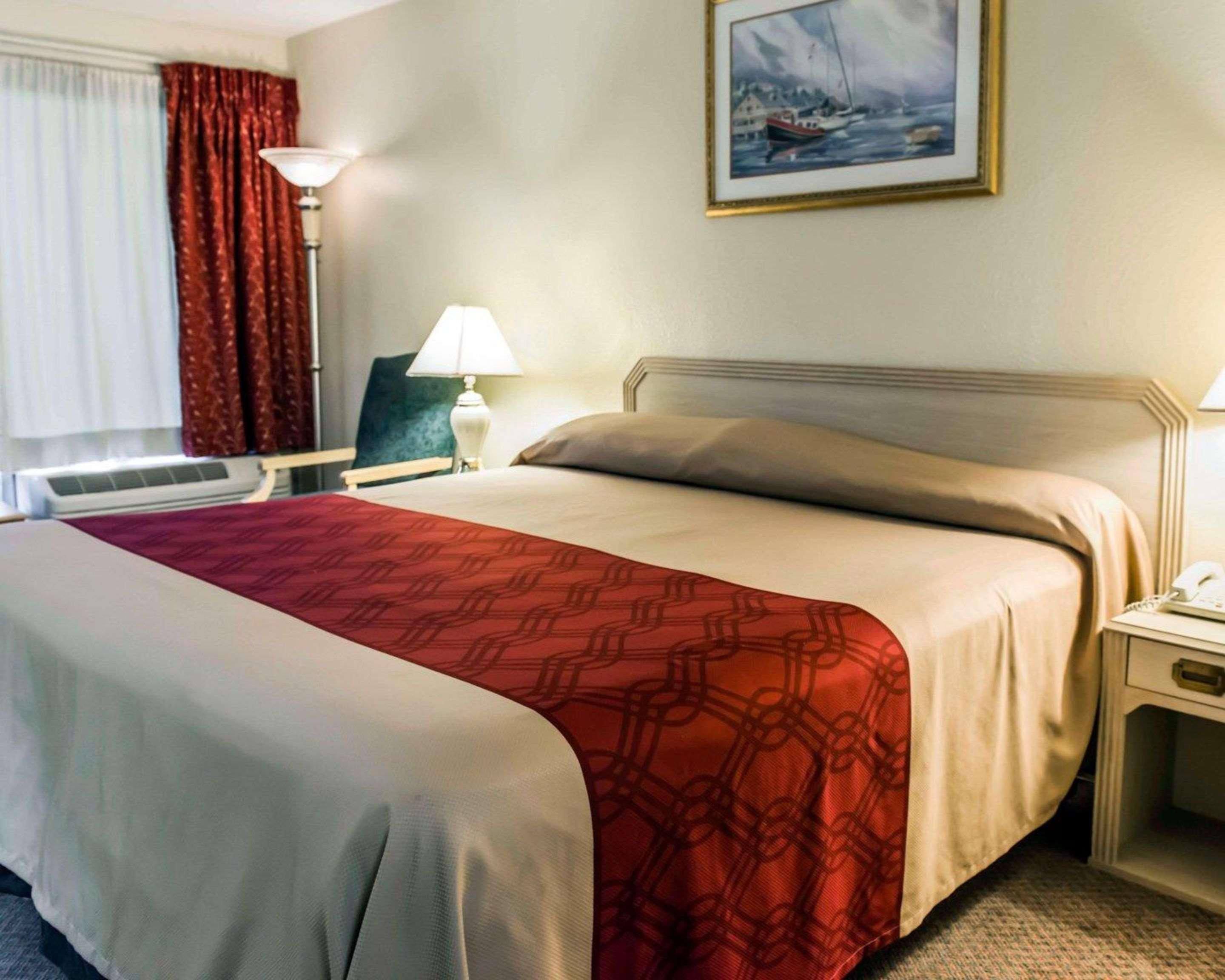 Econo Lodge Perry Extérieur photo