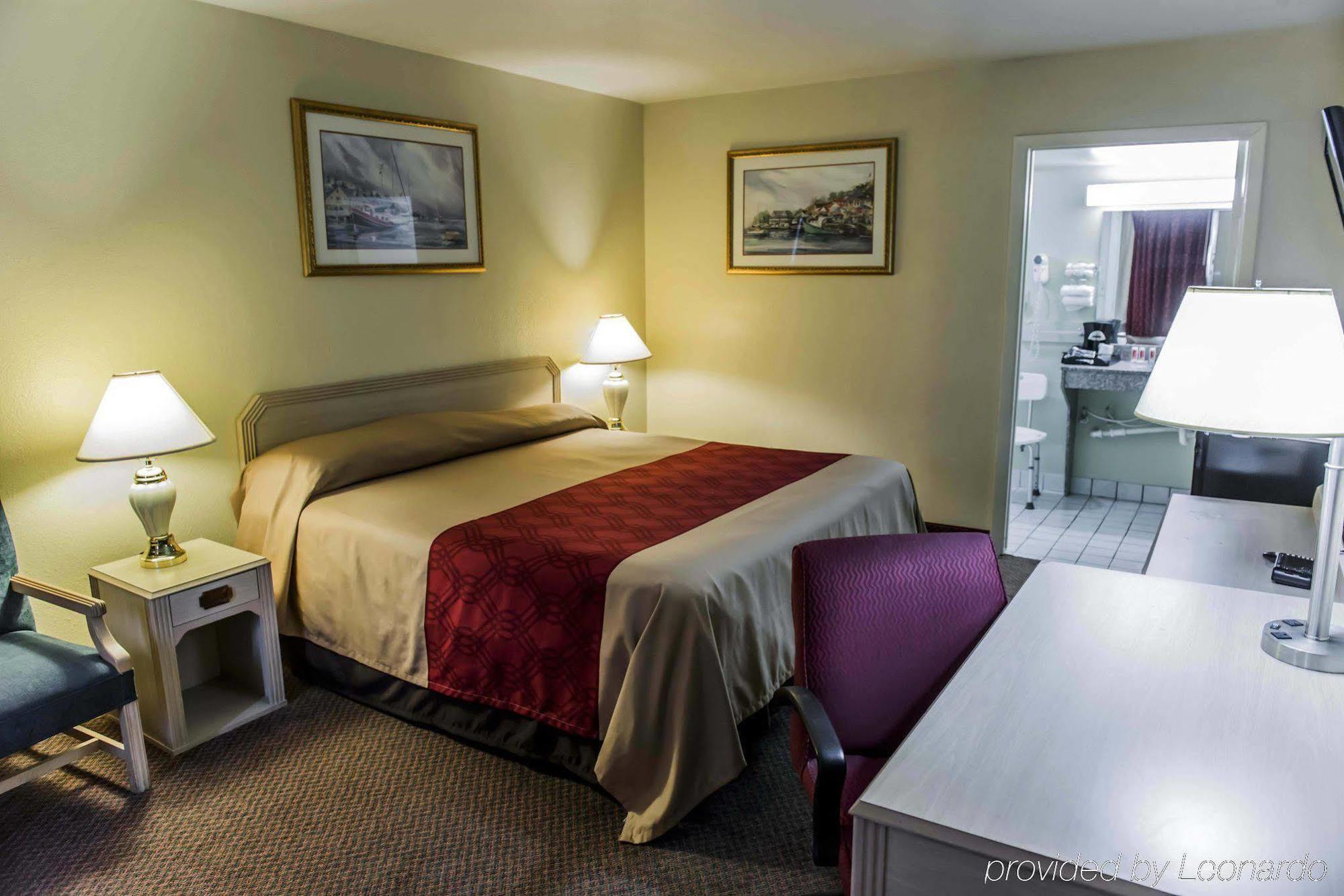 Econo Lodge Perry Extérieur photo